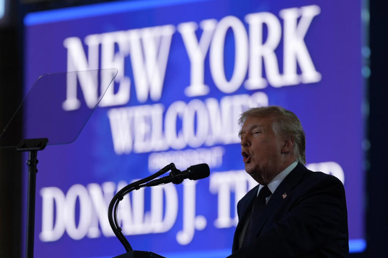 Trump veers off-topic during speech in New York that was supposed to be ...