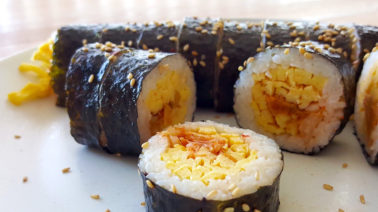 How to make kimchi gimbap for one | Easy Korean seaweed rice rolls recipe