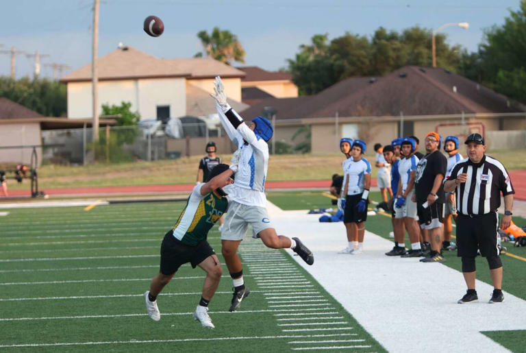 Photos: United South, Nixon and Cigarroa face off in 7-on-7