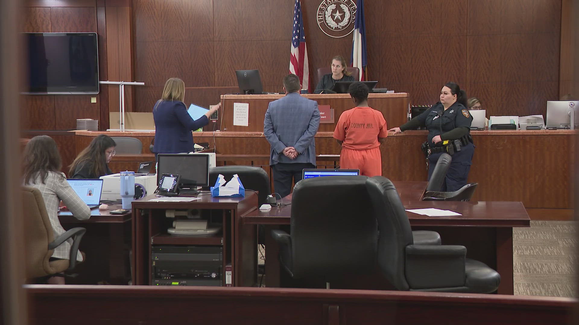 Harris County mother accused of severely abusing two young children