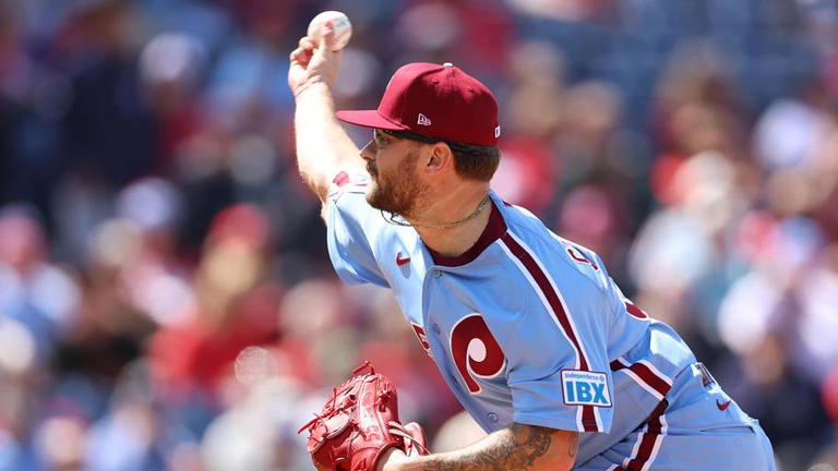 Pirates fans can't believe how former reliever is performing with ...