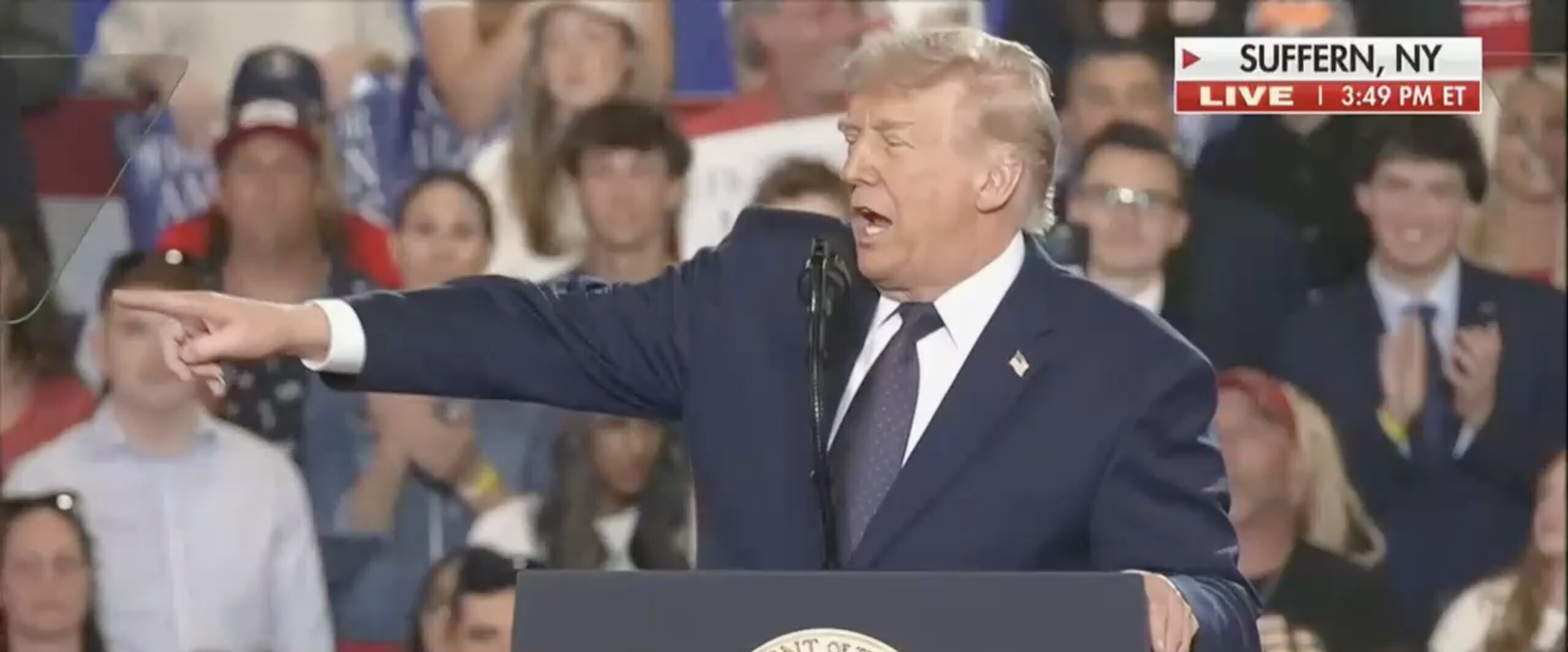 Legs like tree trunks! Trump fawns over Giants QB’s physique in wild ...