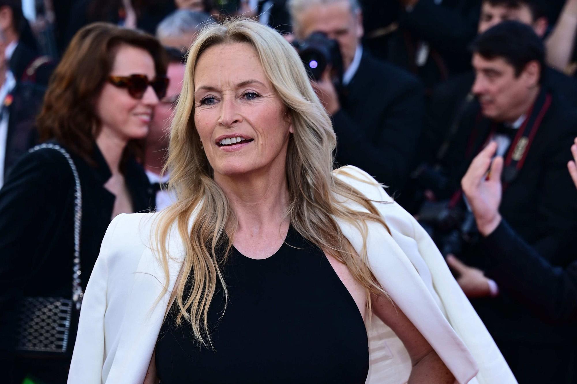 Estelle Lefébure Éblouit sur le Tapis Rouge de Cannes