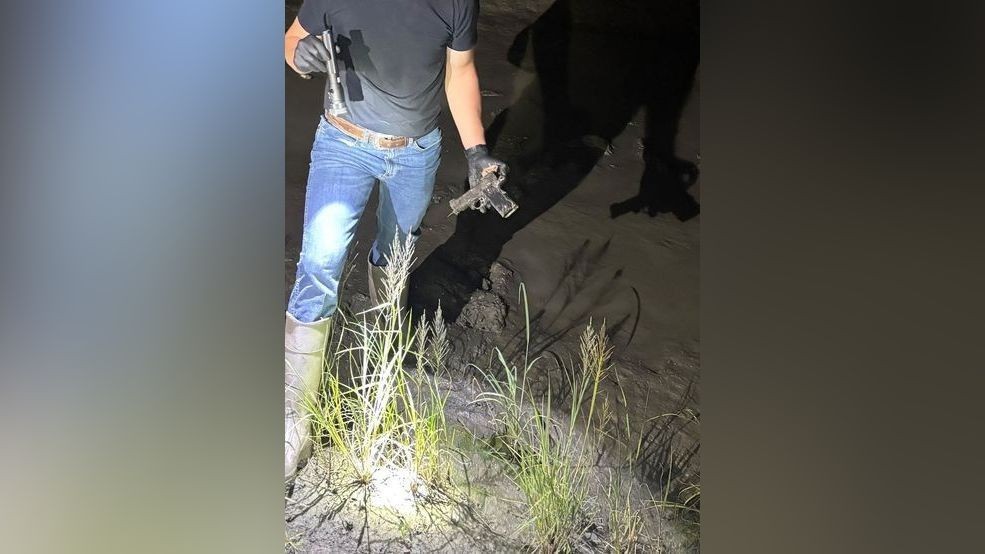 Police arrest man after gun threat, chase and firearm tossed into canal ...