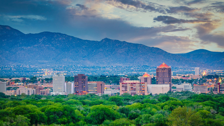 Forget Florida, retire to this southwest gem with warm weather ...