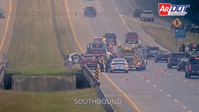 Crash on Interstate 430 near Colonel Glenn Road in Little Rock blocking ...