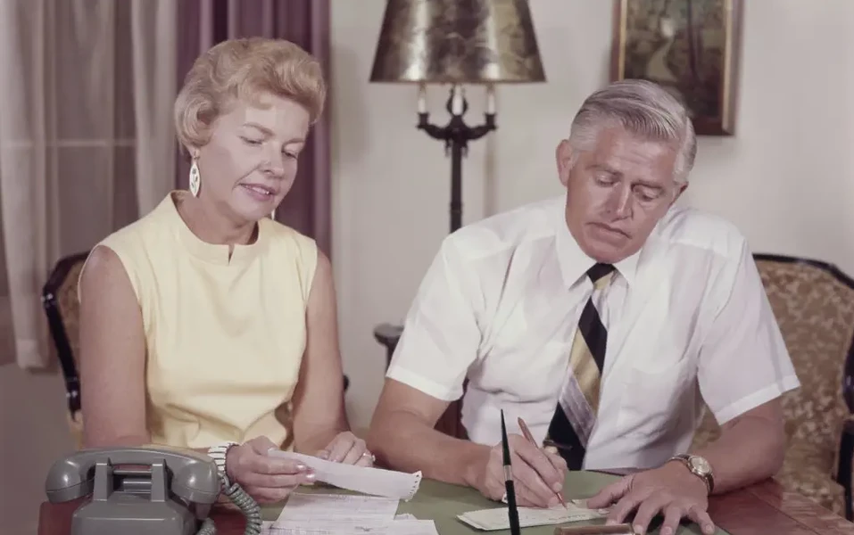 Experts urge unmarried couples to secure legal protections