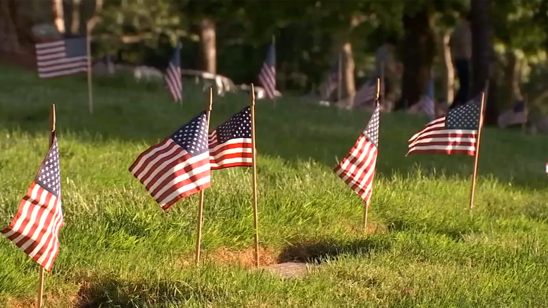 Scouts plant flags for 130,000 veterans at Willamette National Cemetery