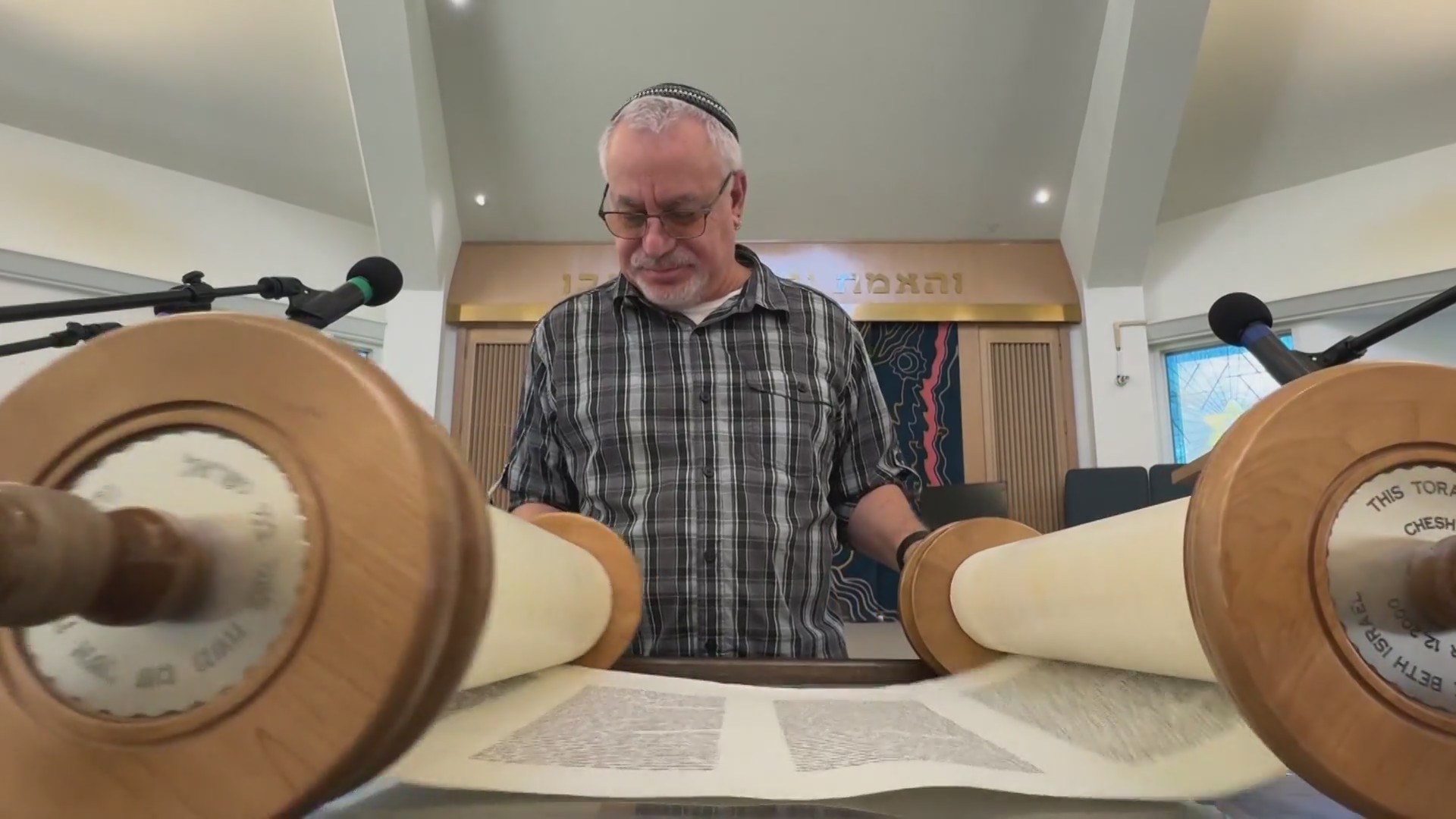 Rabbi Rick Winer bids farewell to Fresno