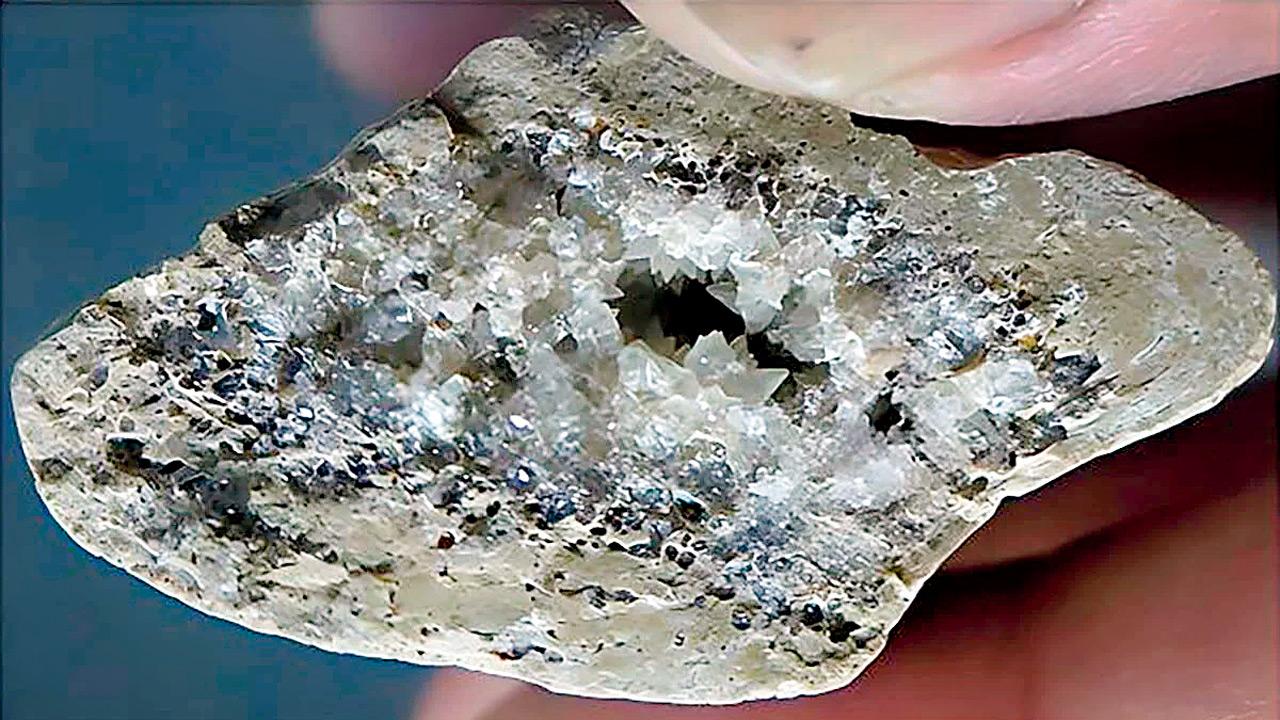 Ice Age discovery in China challenges theories about origins of human ...