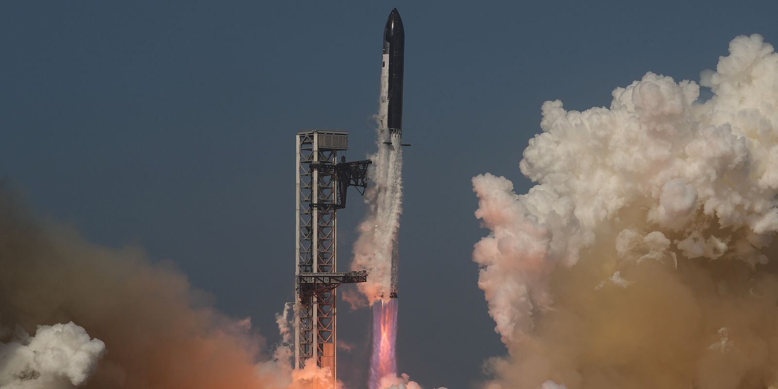 Ny Space X-raket uppskjuten – störst hittills