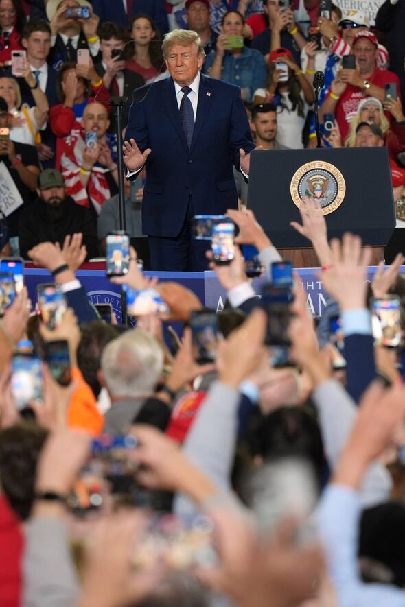 Donald Trump tells protester 'go home to mom' at rally and says ...
