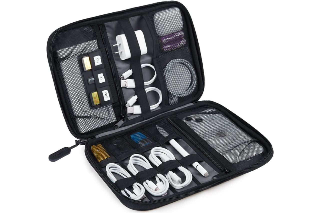 BAGSMART Large Electronics Travel Organizer Case