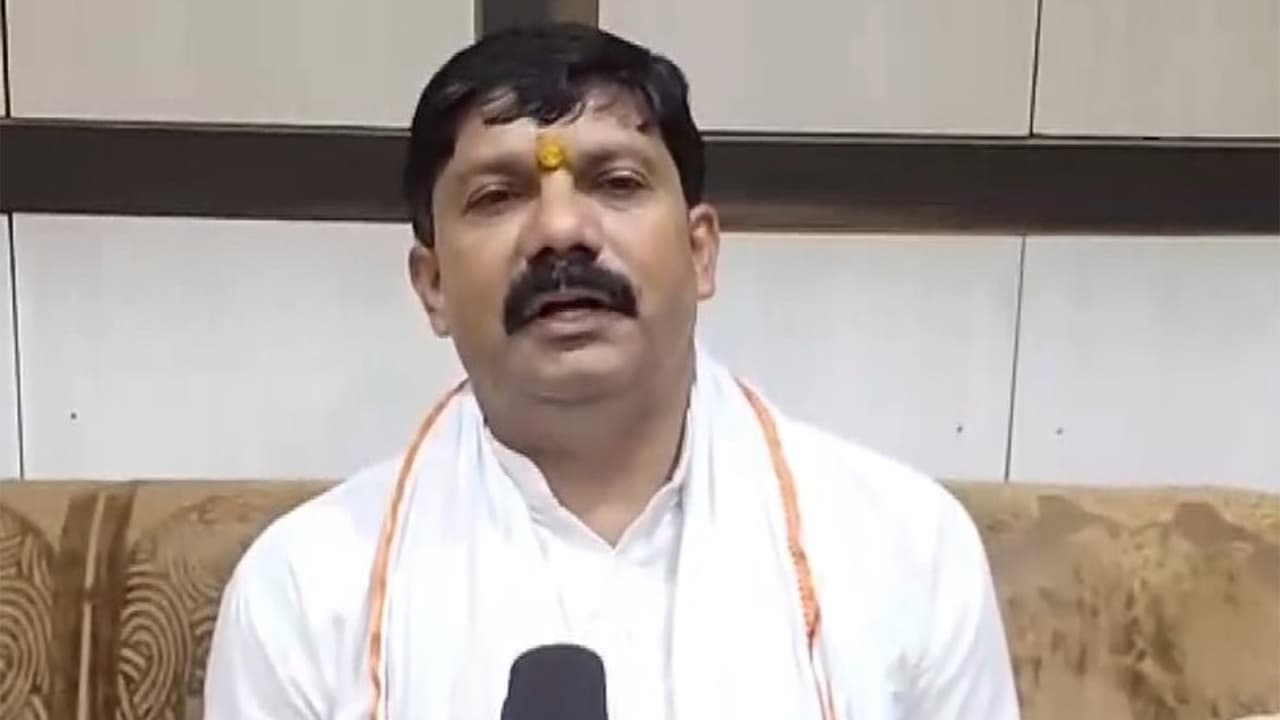 UP Congress chief Ajay Rai booked for remarks on PM, blocking road