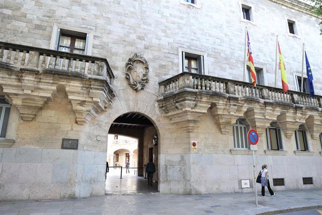 Juzgan a un joven por violar a su pareja menor de edad en Mallorca