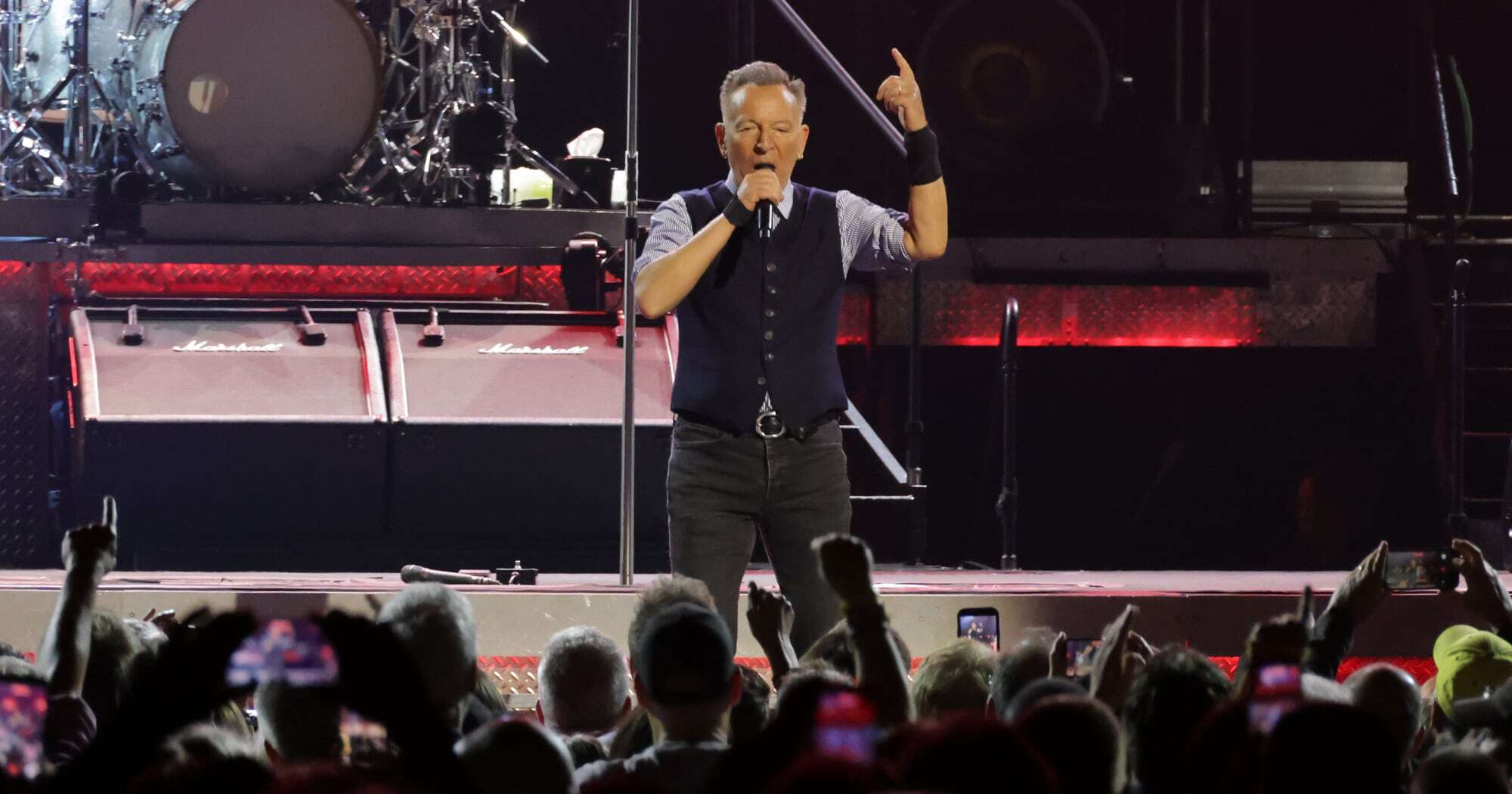 Bruce Springsteen and band deliver politically charged, rocking concert ...