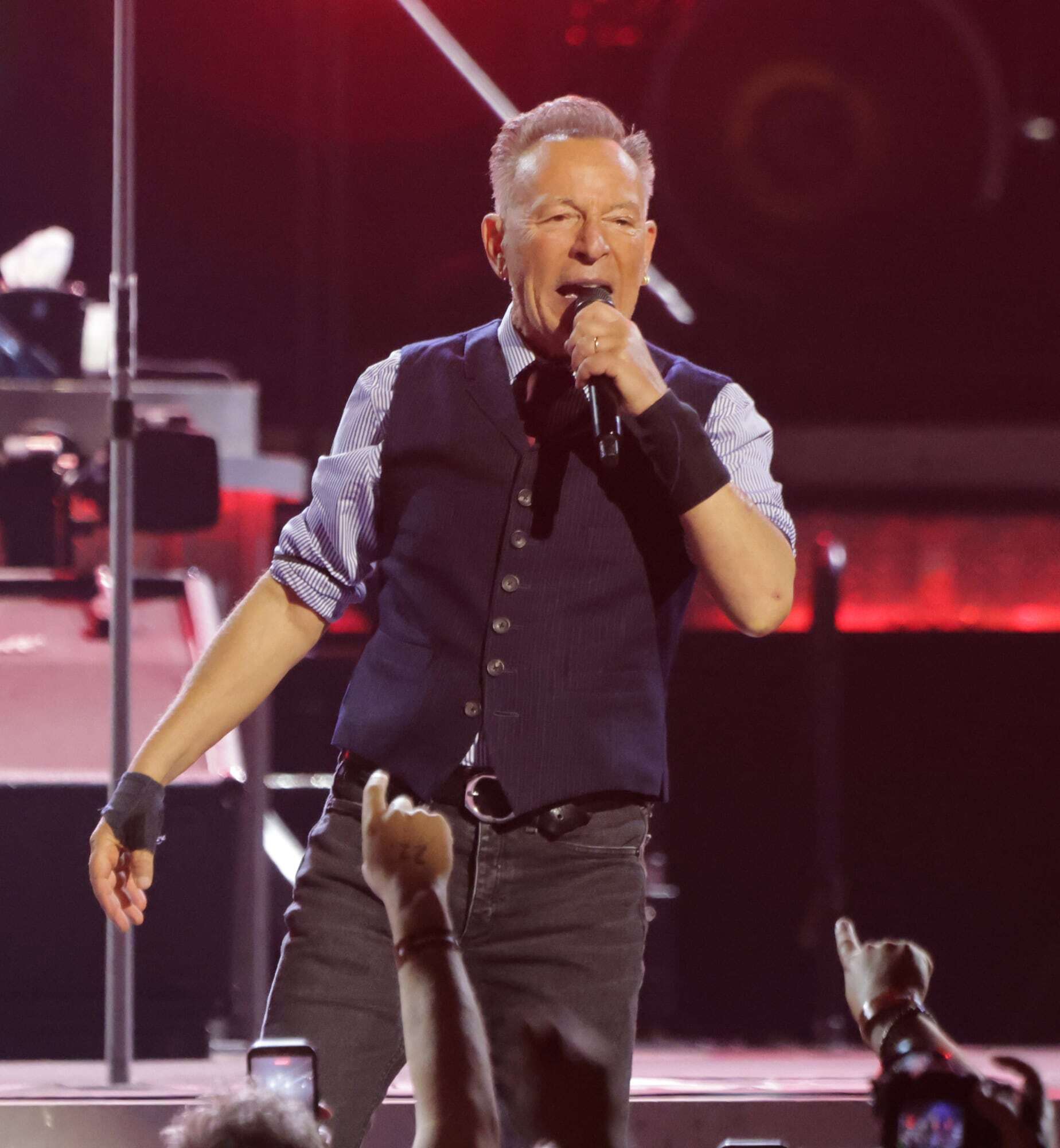 Bruce Springsteen and band deliver politically charged, rocking concert ...