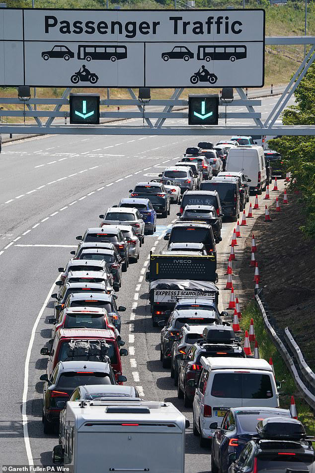 France switches off new EU border checks that have caused four-hour ...