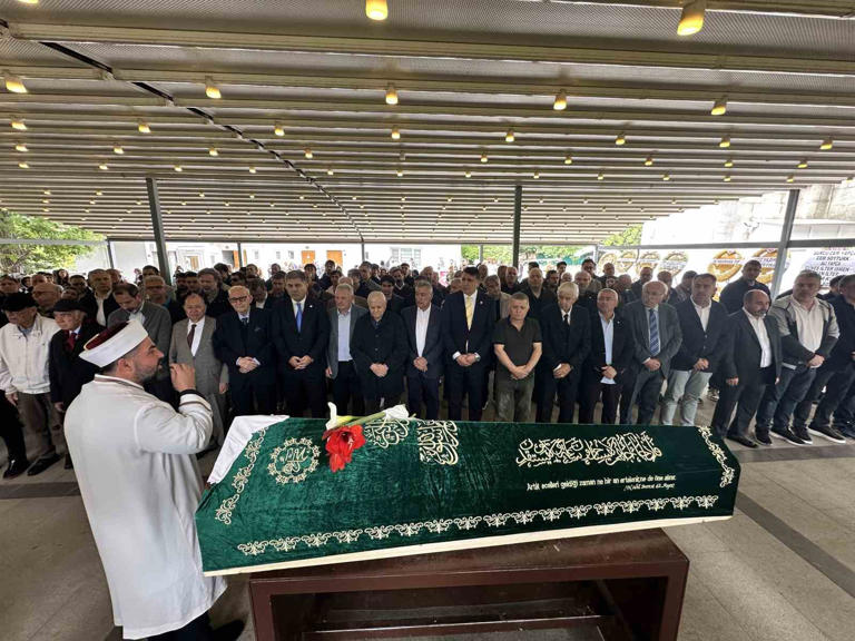 TFF onursal başkanı Şenes Erzik’in acı günü: Eşi Dilek Erzik son ...