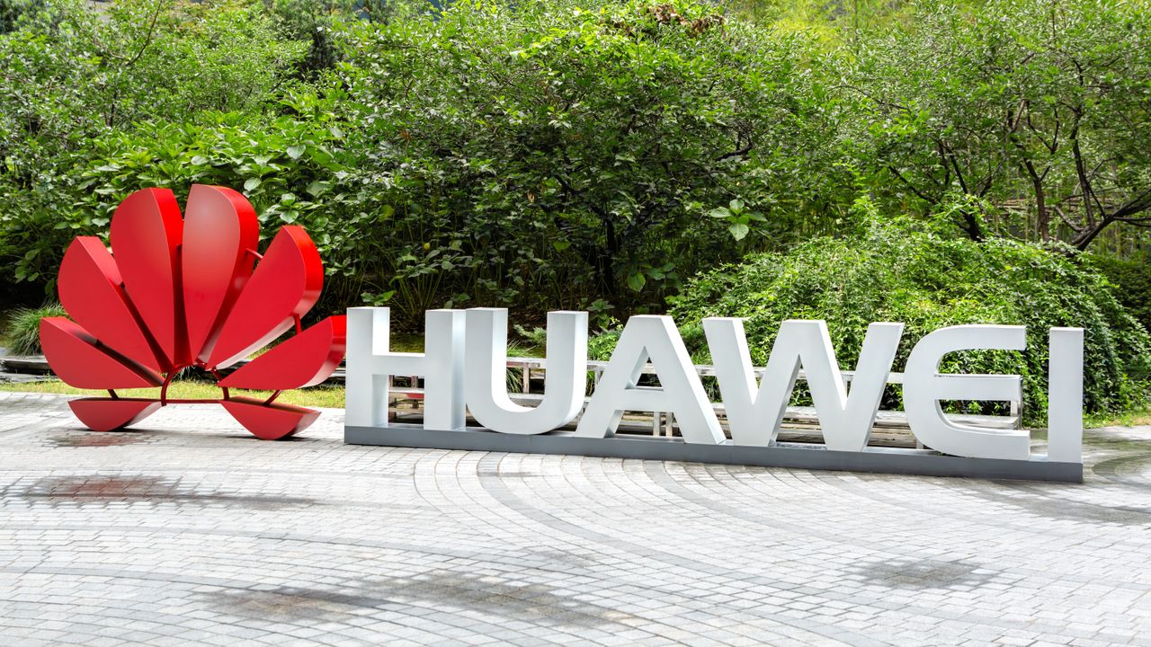 Huawei introduces 122TB SSD without using sanctioned 3D NAND chips