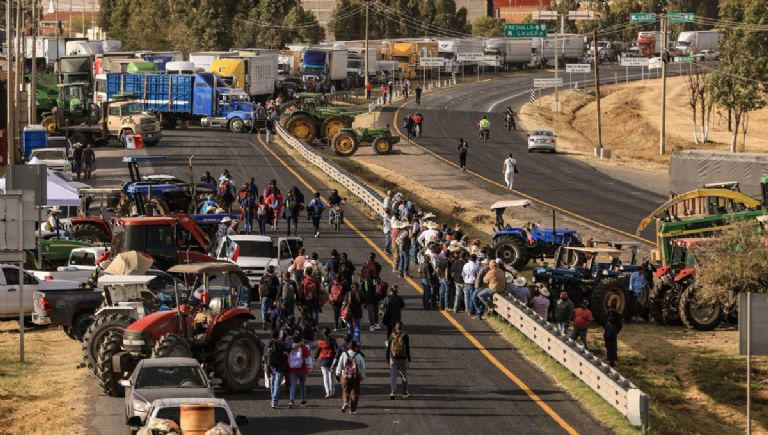 Alertan por cierres y bloqueos en estas 11 carreteras y autopistas hoy ...