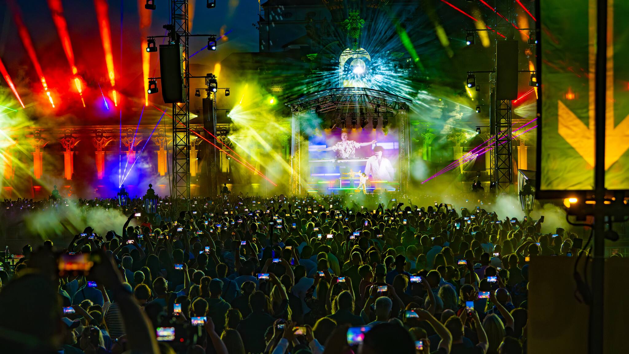 Purple Disco Machine im Dresdner Zwinger: Die schönsten Bilder der ...