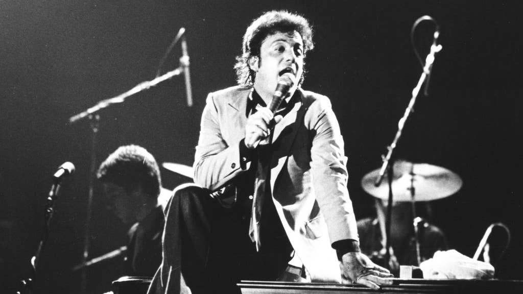 Billy Joel's 'Piano Man': A 1974 classic that never topped the charts ...