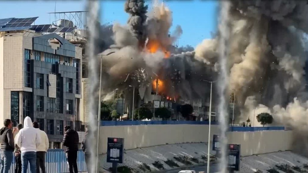Watch Israeli warplanes strike Hezbollah targets across Lebanon - raw ...