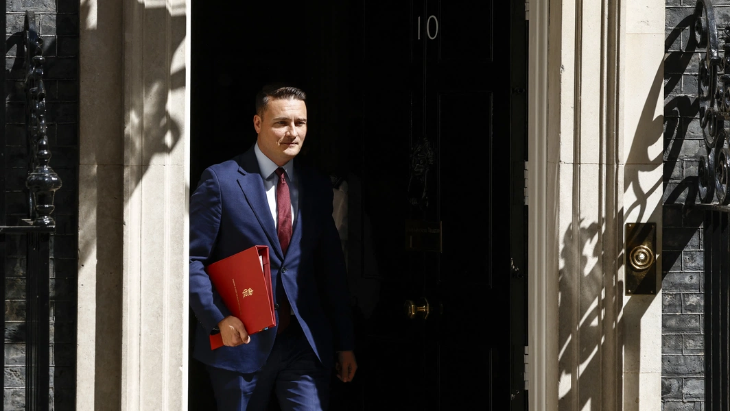 EU open to fast-track UK return if Brexit reversed