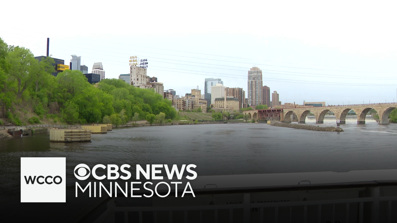 The Minneapolis Queen is a great way to get out on the water this summer