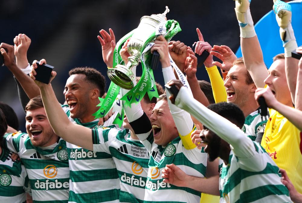 Iheanacho ensures Celtic ease past Dunfermline to win Scottish Cup and double