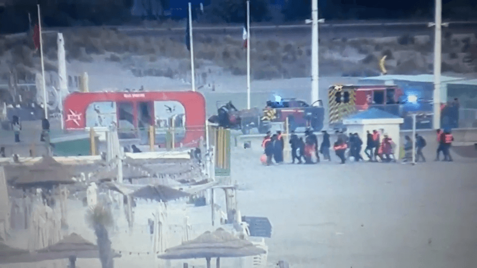 Channel migrants hospitalised after boat capsize and major rescue near ...