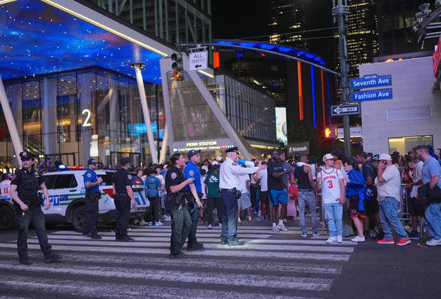 NYPD won't support Knicks watch parties outside Madison Square Garden ...