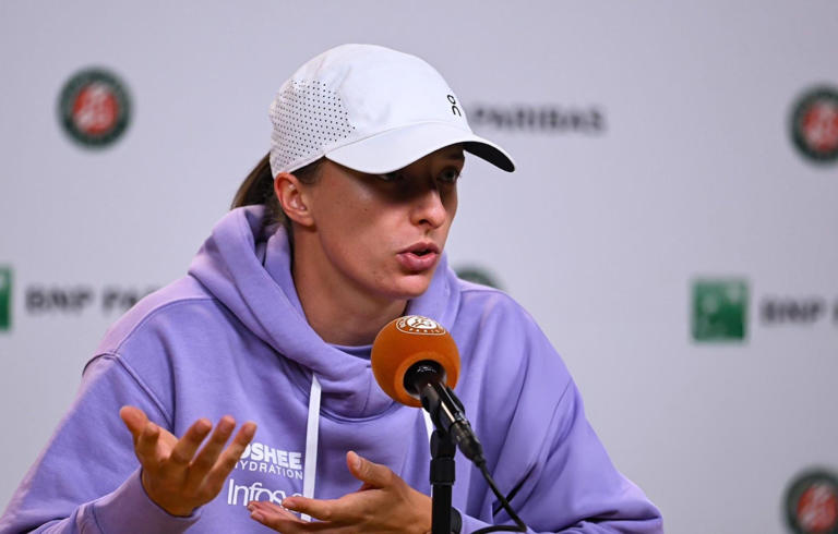 Iga Swiatek rips Dubai TD's comments about her, Aryna Sabalenka: What are  we, slaves?