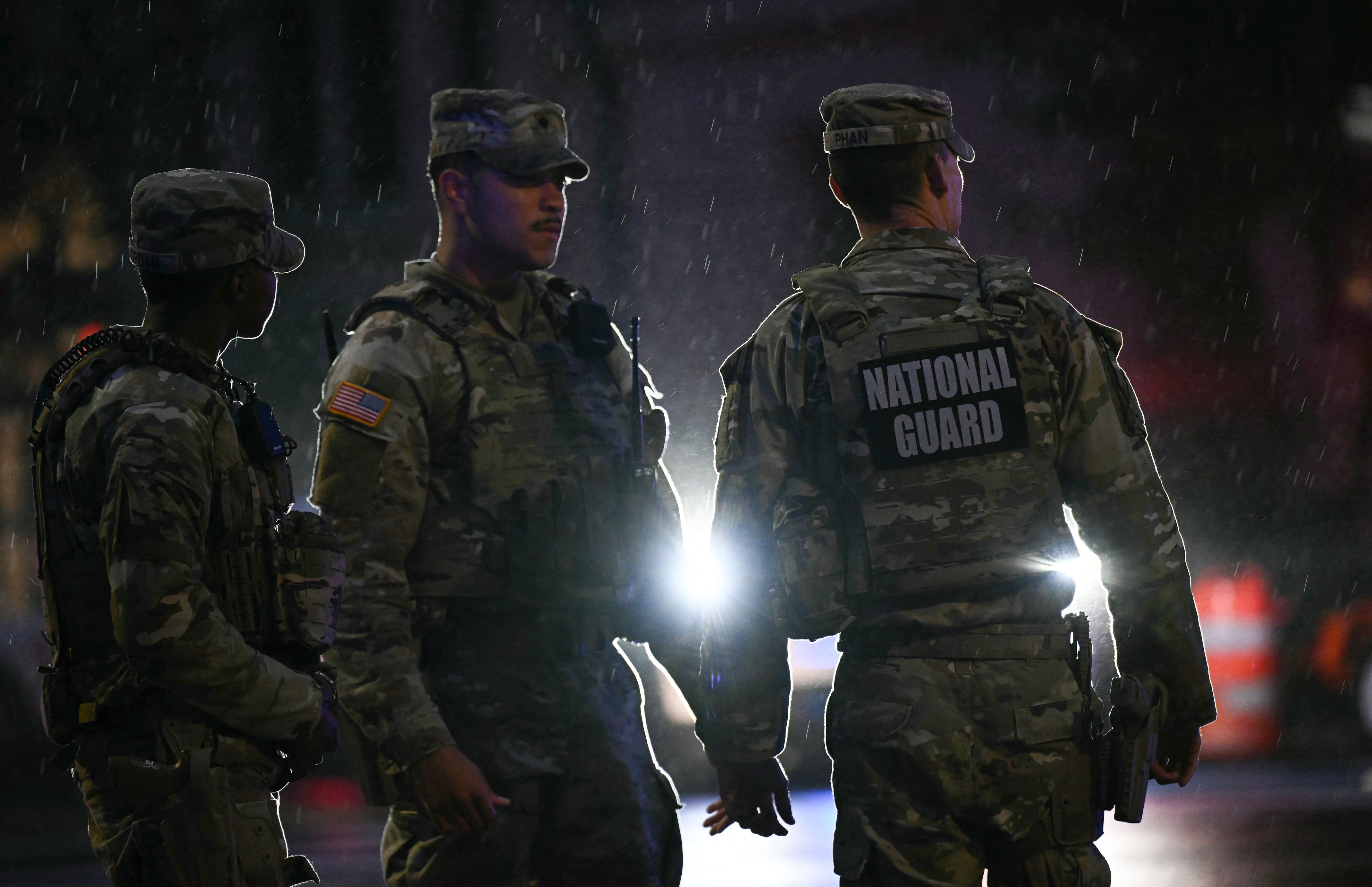 Gunman killed by US Secret Service after opening fire near White House