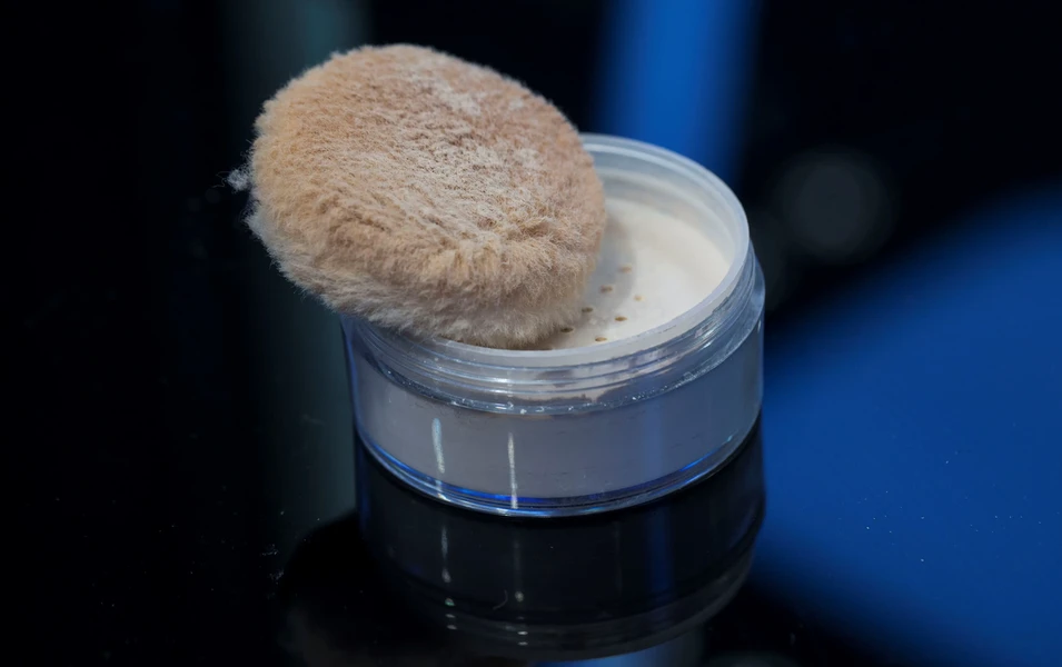 Loose powder secrets every makeup lover needs