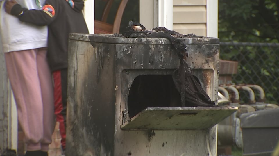Dryer fire scorches duplex unit in Robinson Township, displaces family