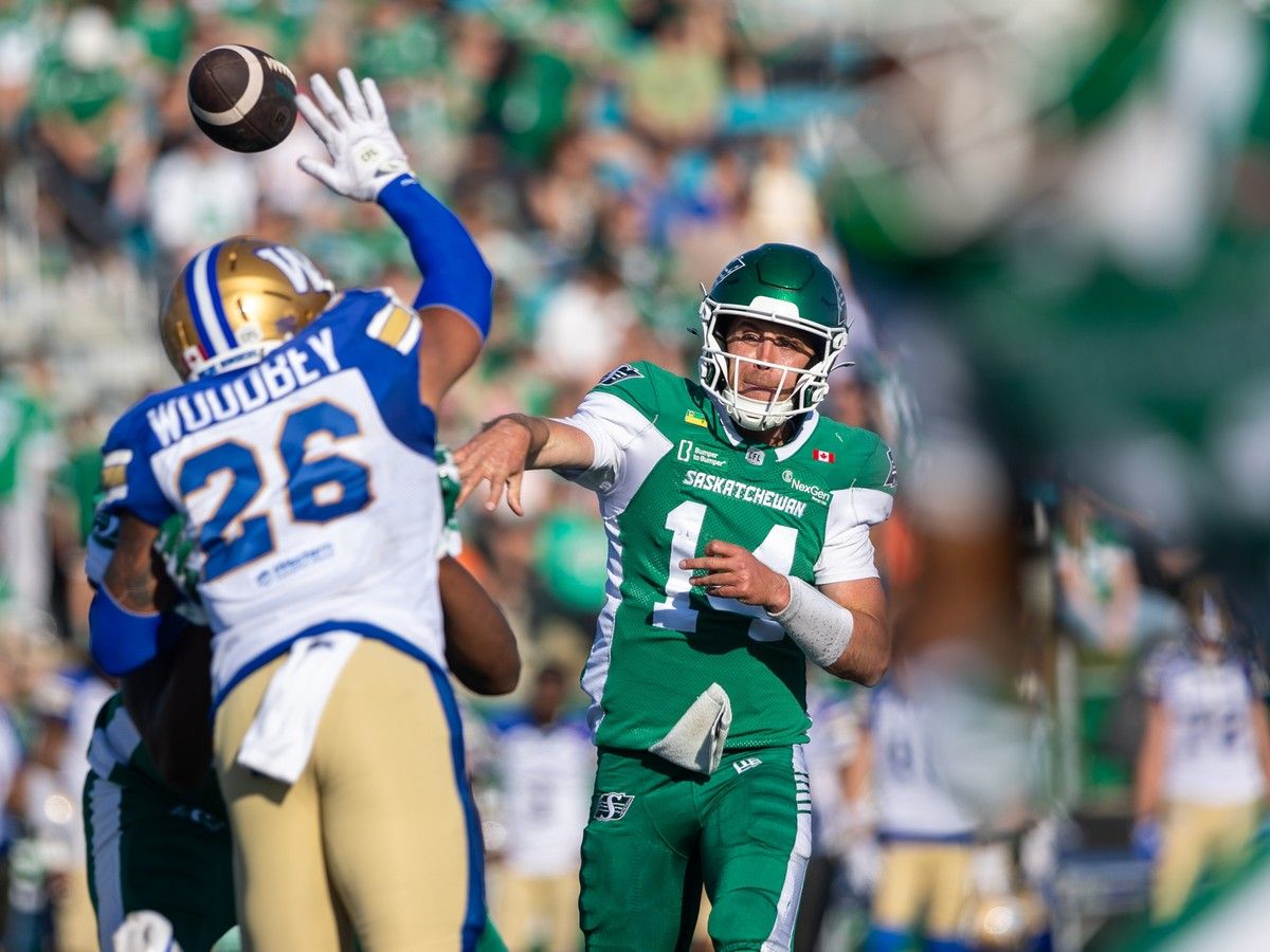 10 thoughts: Backup battle intensifies after Roughriders' pre-season ...