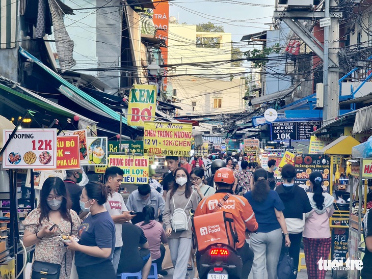 Trật tự vỉa hè và linh hồn của đường phố