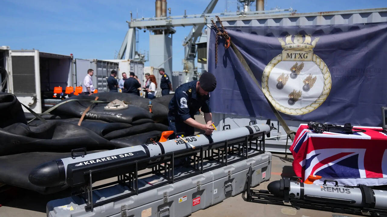 UK Navy prepares for mine-clearing mission in Strait of Hormuz amid ...