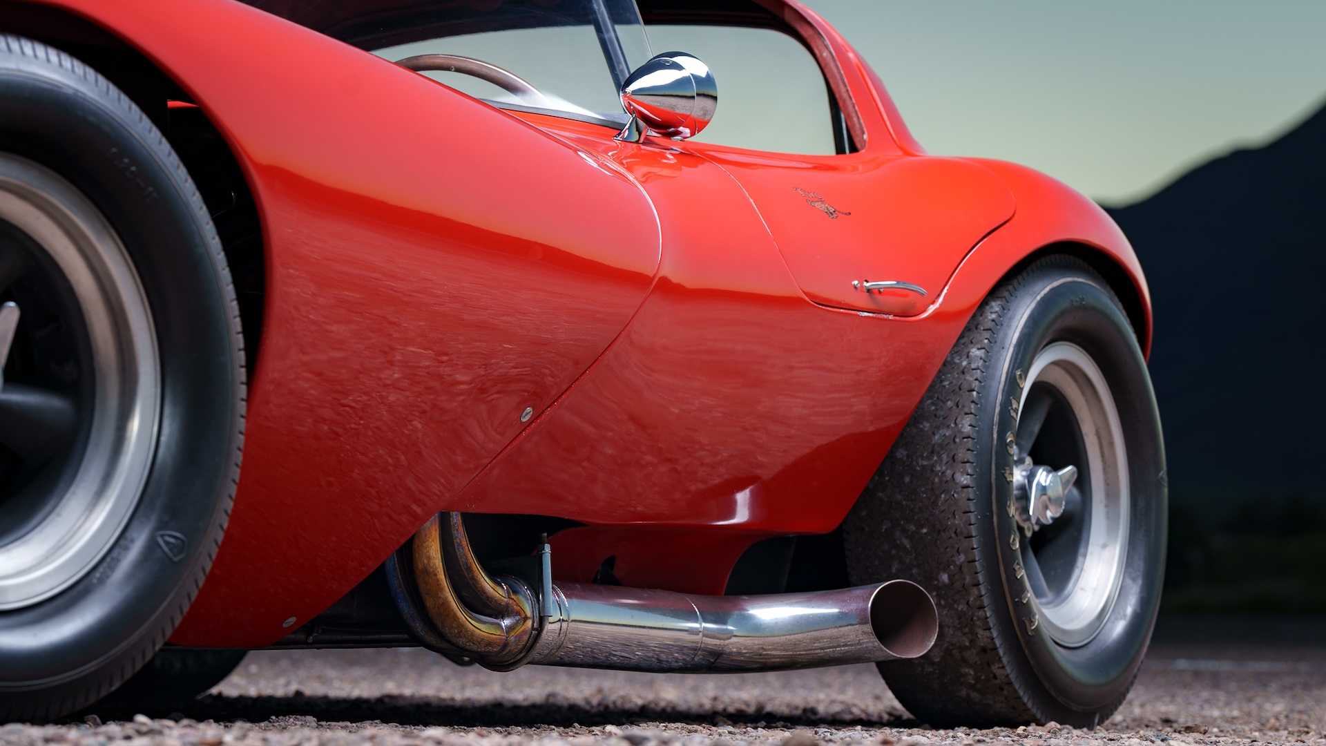 1966 Bill Thomas Cheetah Coupe exhaust pipes