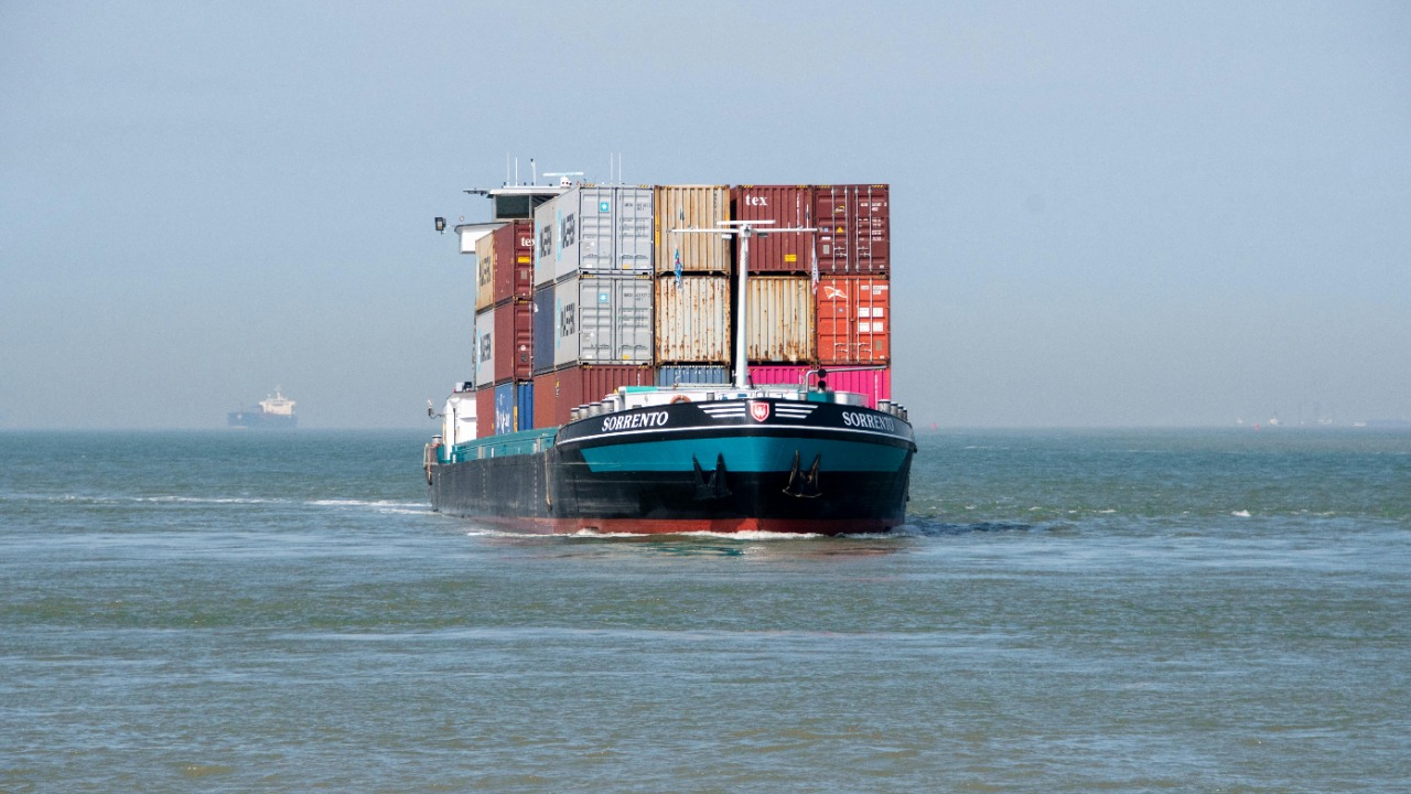 Fully autonomous cargo ships are edging toward open water — crewless ...