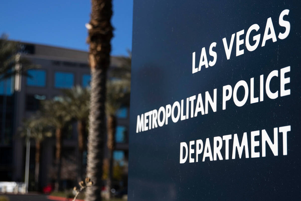 Man killed in Las Vegas crash involving suspected impaired driver