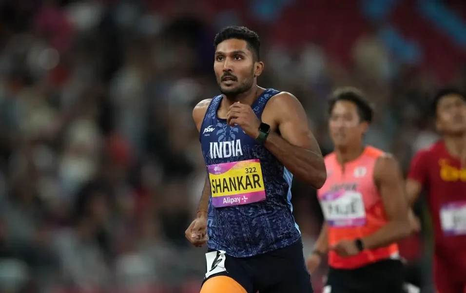 Three national records smashed in historic hour for Indian athletics