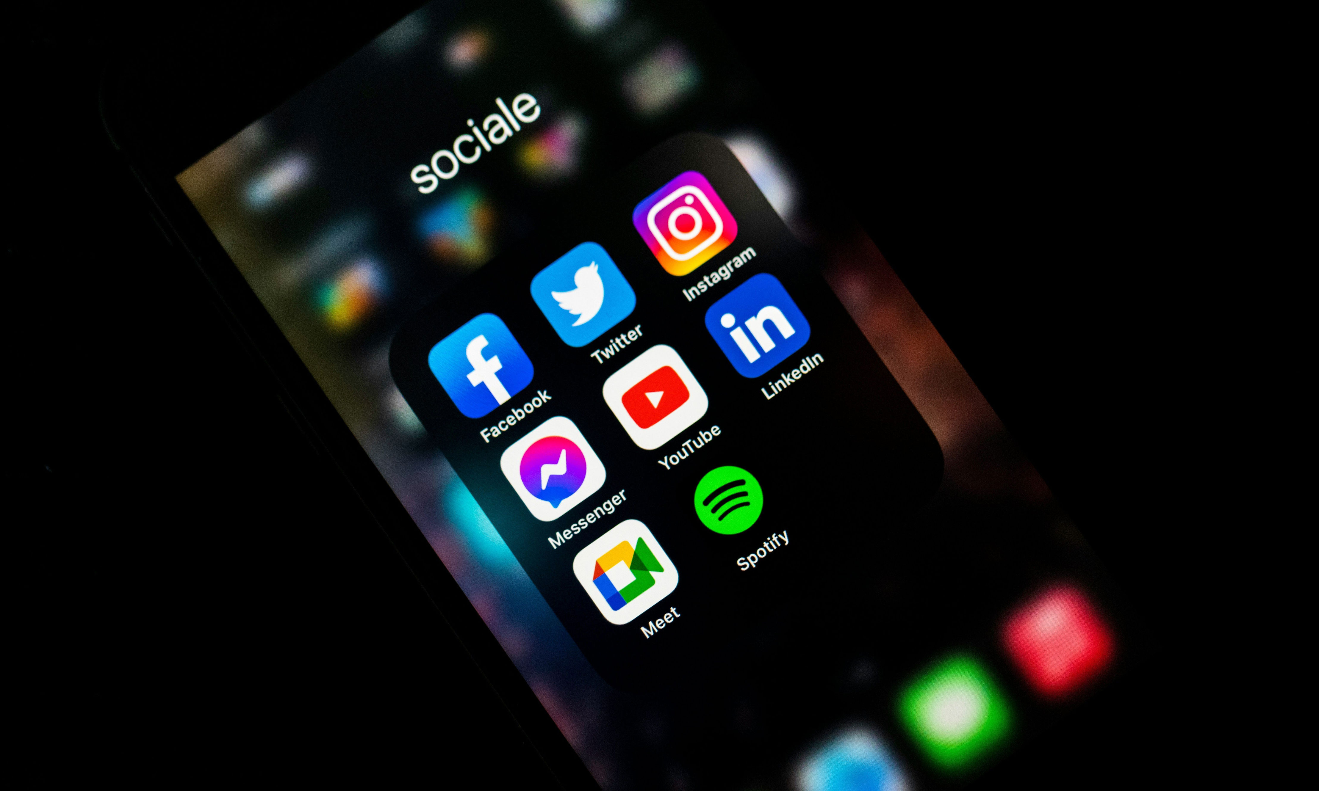 You Can Legally Delete Your Nudes From Apps—If You Can Navigate the Maze
