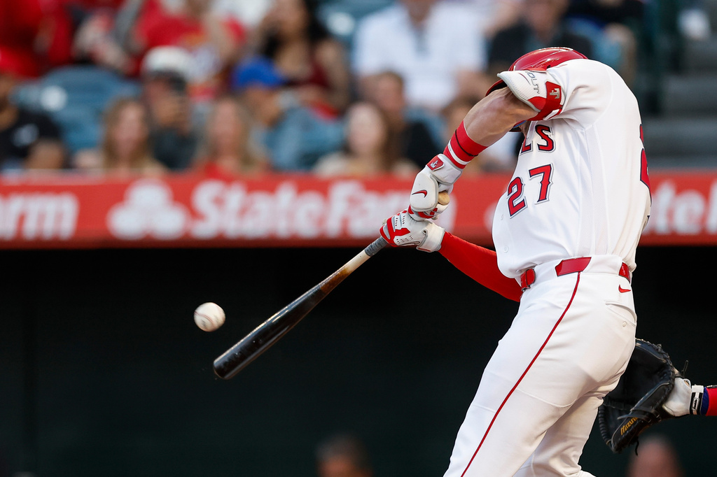 Mike Trout hits 2-run homer and Angels clinch series over Rangers with ...