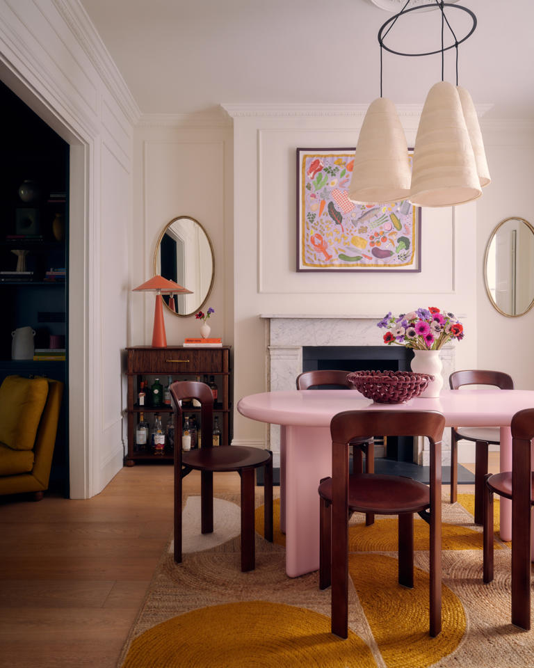 Interior designer, Lizzie Green, on lacquered tables, wallpapering ...