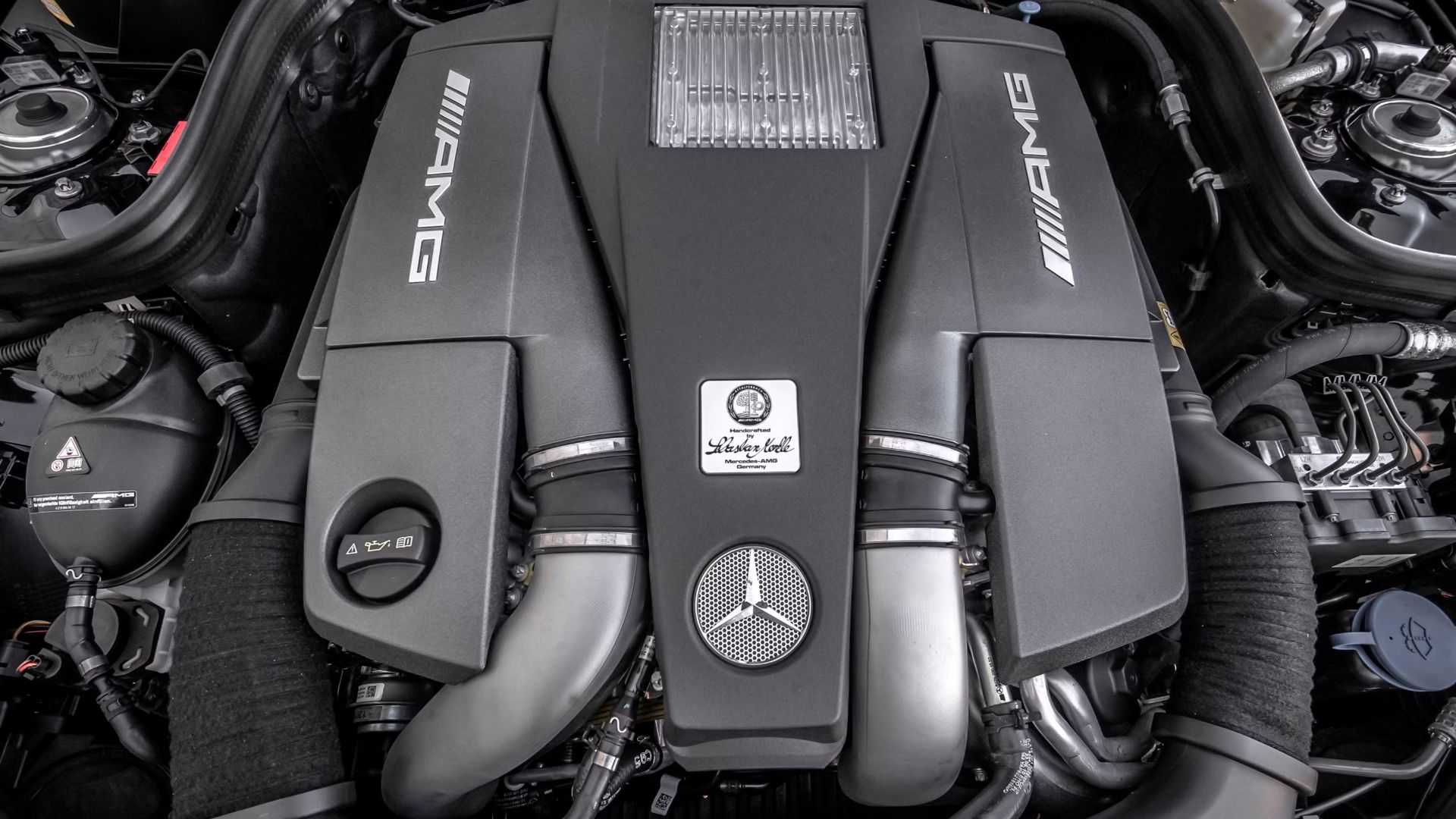 2014-2016 Mercedes-AMG W212 E63 Sedan M156 Engine (1)