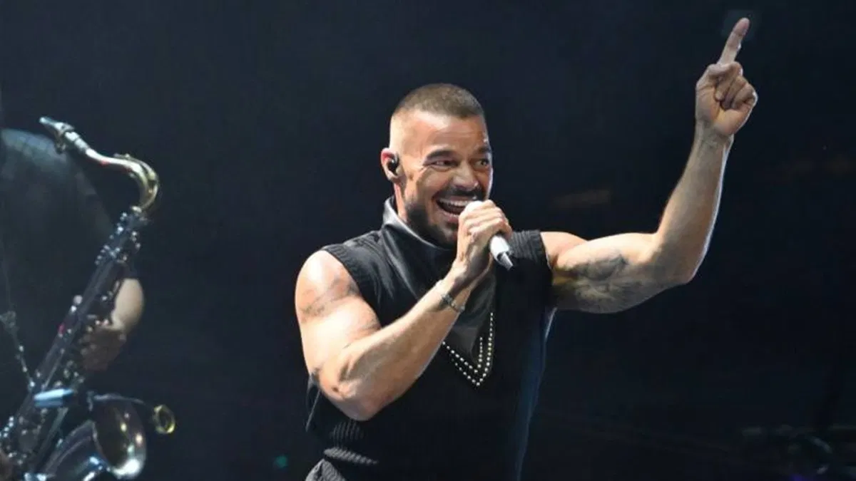 Ricky Martin rompe el silencio tras ataque con gas lacrimógeno en ...