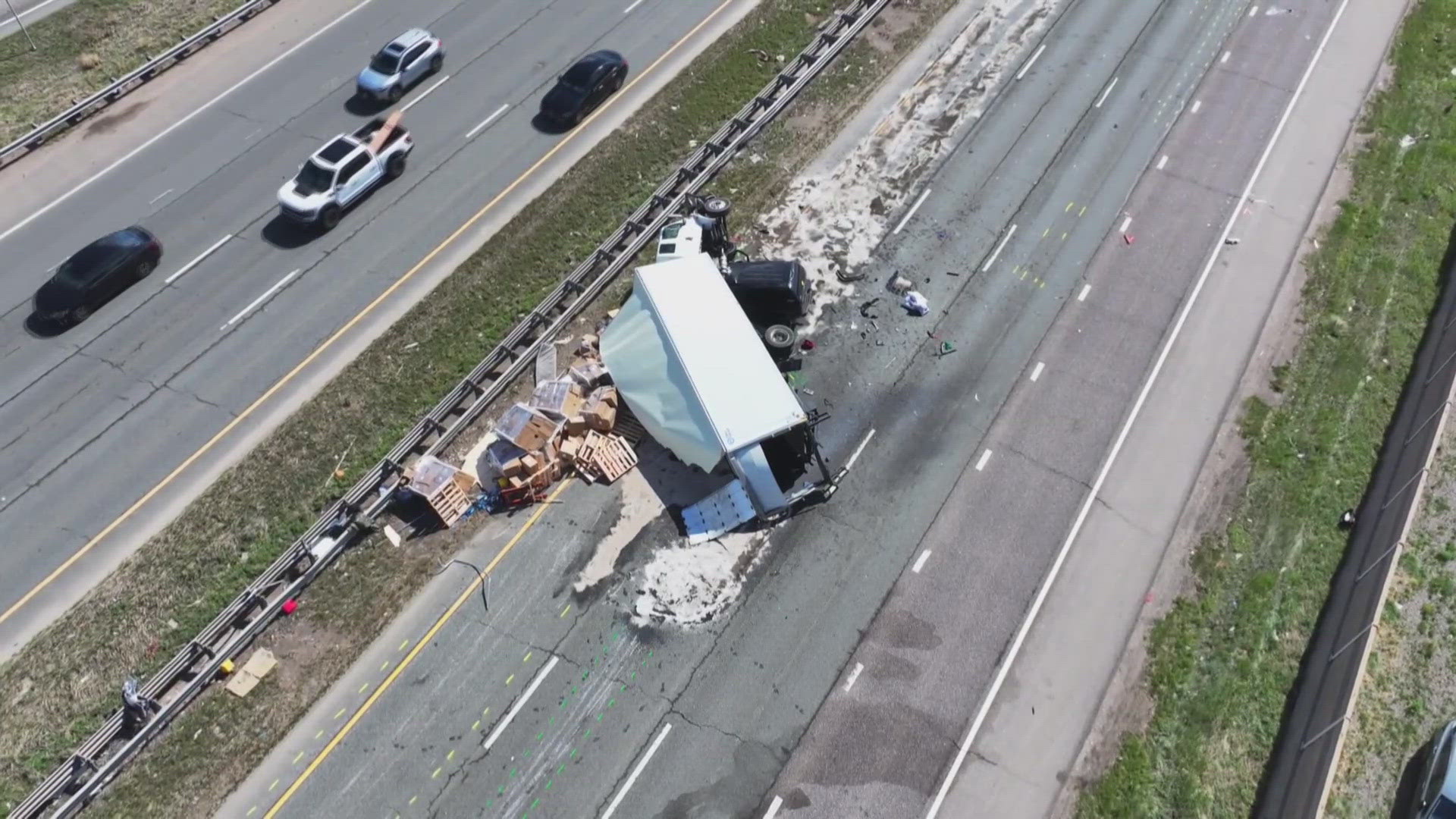 Latest headlines | 1 dead in 5-vehicle crash on I-70